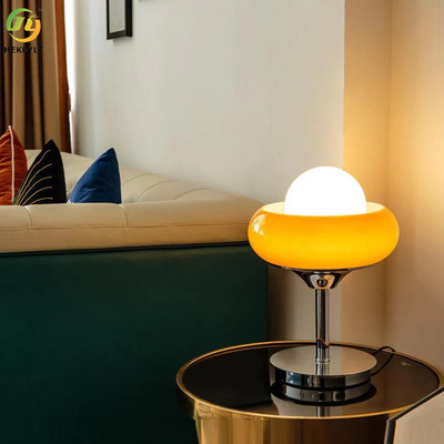 Đèn LED kính kim loại màu vàng đầu giường Hình dạng bánh trứng Bauhaus 40W
